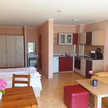 Dolce Complex 公寓式酒店