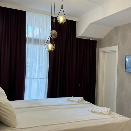 Апарт-отель Dolce Complex 3*