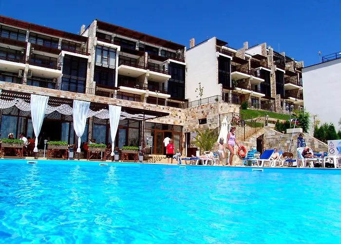 Апарт-отель Dolce Complex 3*